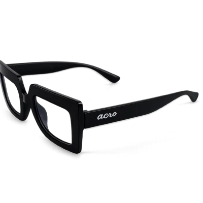 AERIS Triple Black — studio